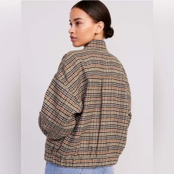 Old Navy Bomber Jacket Size L - Picture 2 of 11